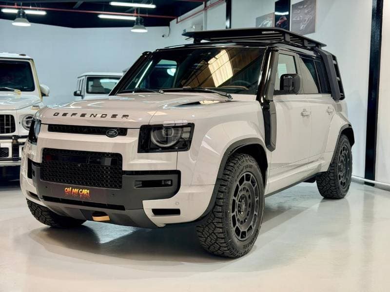 2026 Land Rover Defender thumbnail 2