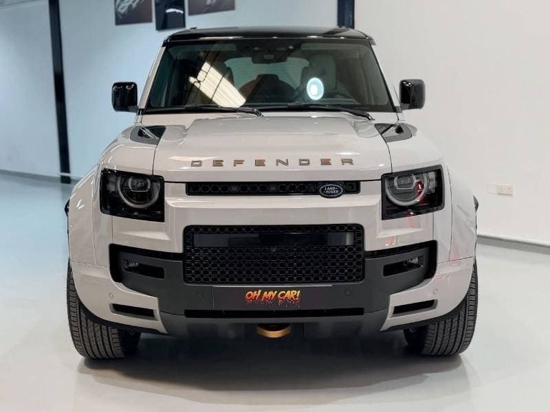 2026 Land Rover Defender 110 OCTA P635 thumbnail 2