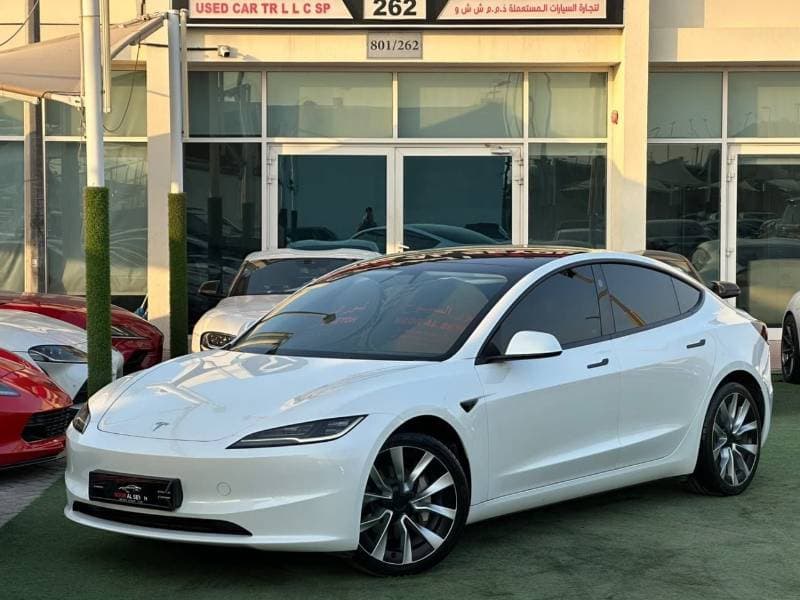 2025 Tesla Model 3 STANDARD RANGE