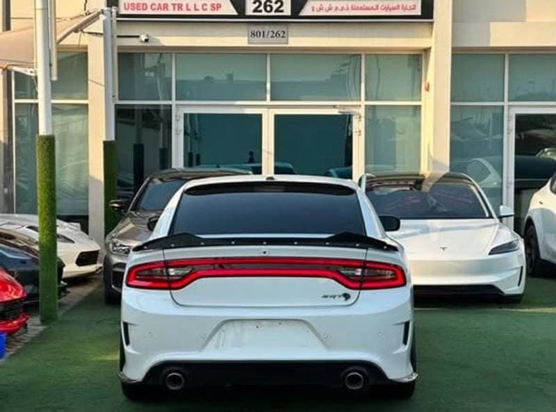 2017 Dodge Charger HELLCAT thumbnail 4