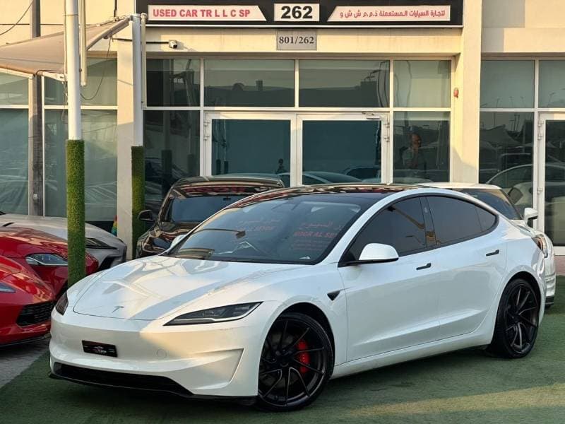 2024 Tesla Model 3 PERFORMANCE