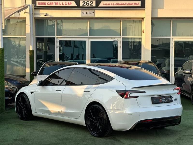 2024 Tesla Model 3 PERFORMANCE thumbnail 3