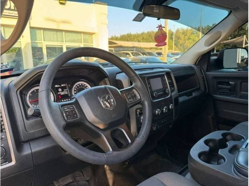 2021 RAM 1500 CLASSIC thumbnail 8