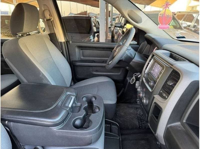 2021 RAM 1500 CLASSIC thumbnail 6