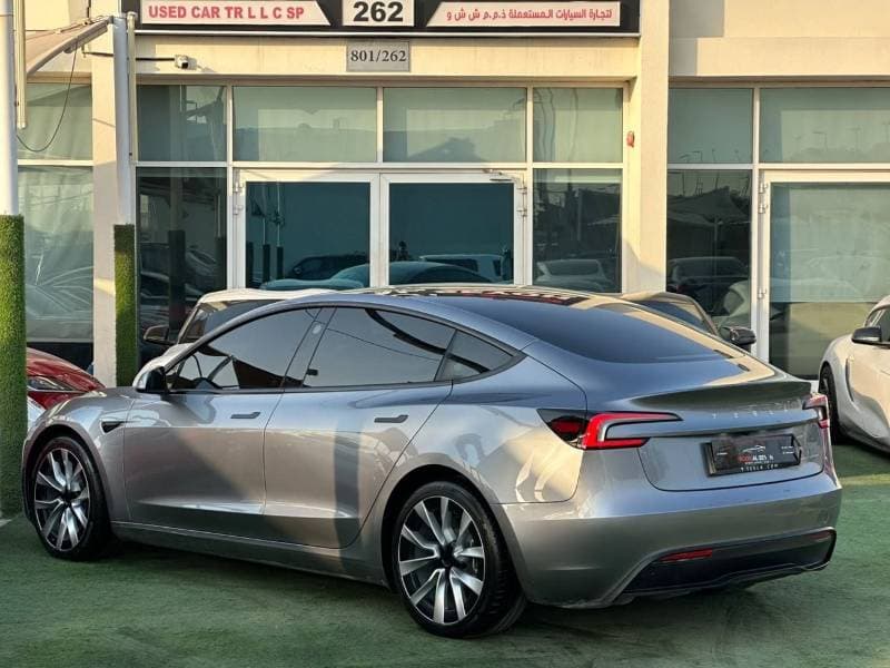 2025 Tesla Model 3 LONG RANGE thumbnail 4