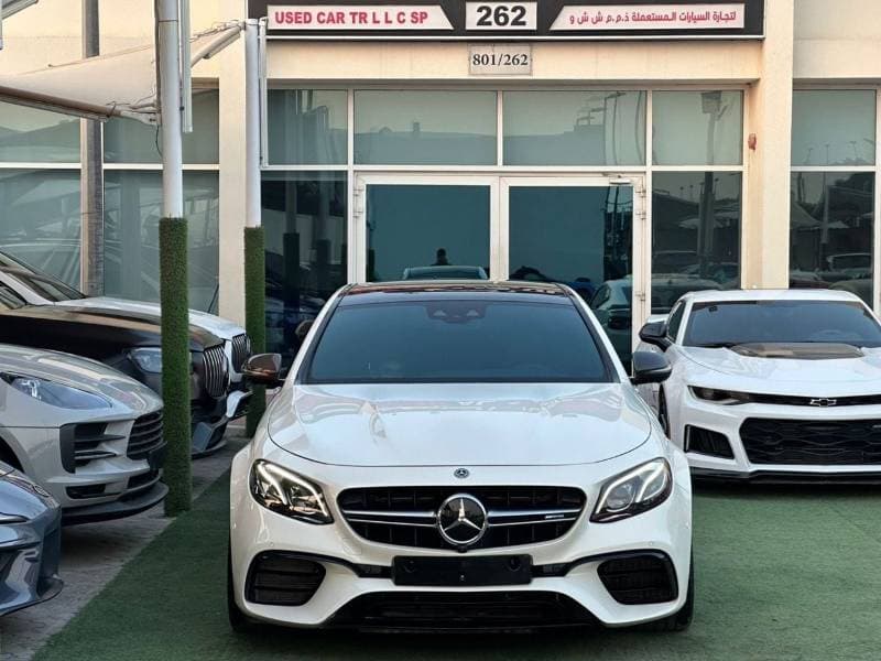 2018 Mercedes Benz E 63S thumbnail 3