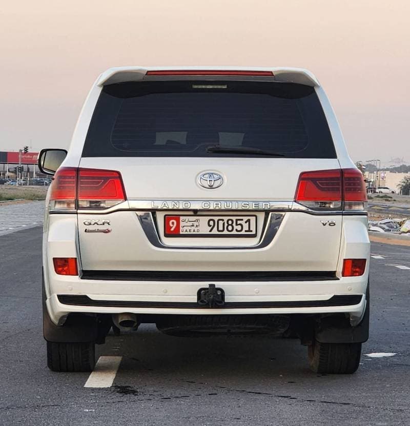 2014 Toyota Land Cruiser GXR thumbnail 5