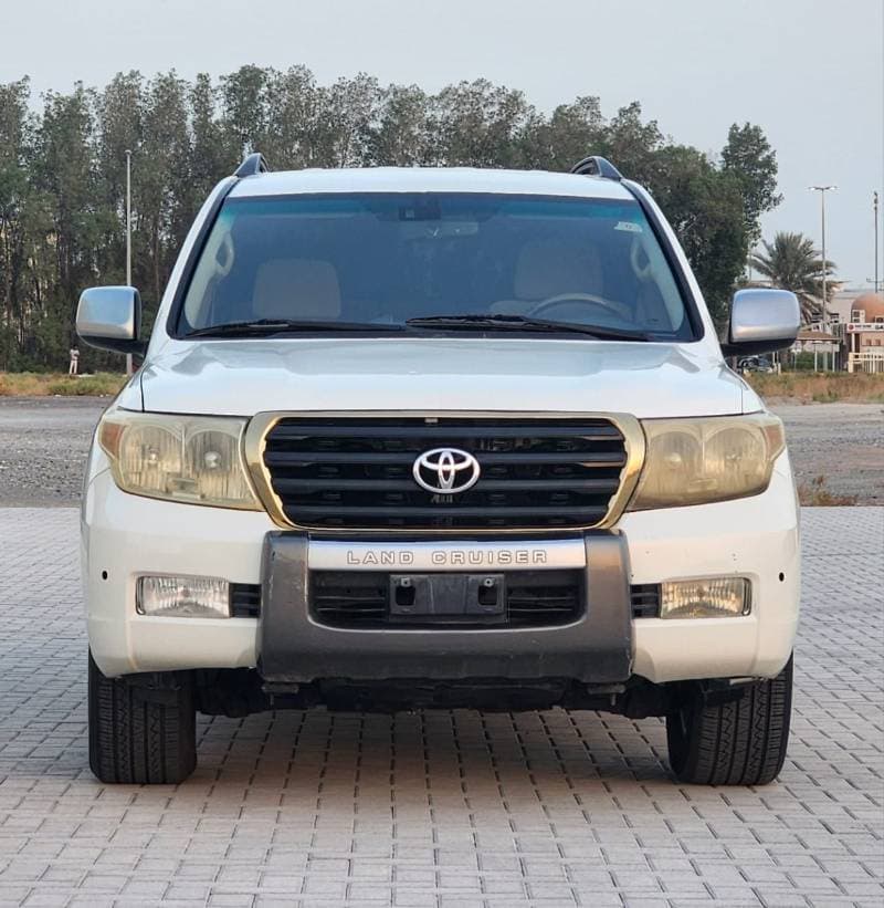 2009 Toyota Land Cruiser VXR thumbnail 3