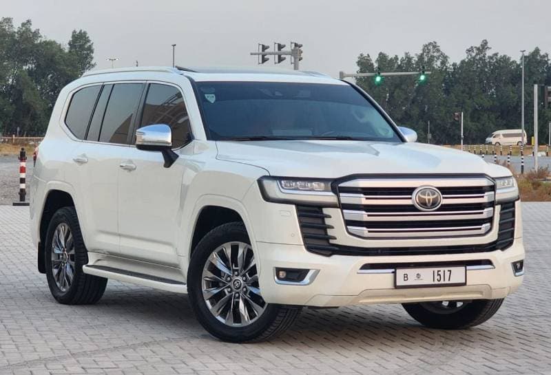 2022 Toyota Land Cruiser VXR thumbnail 2