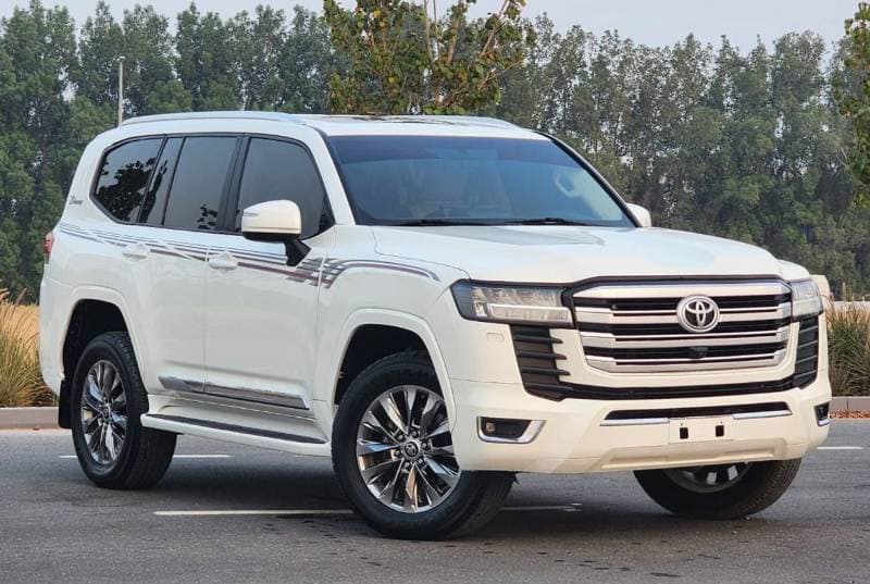 2022 Toyota Land Cruiser GXR thumbnail 2