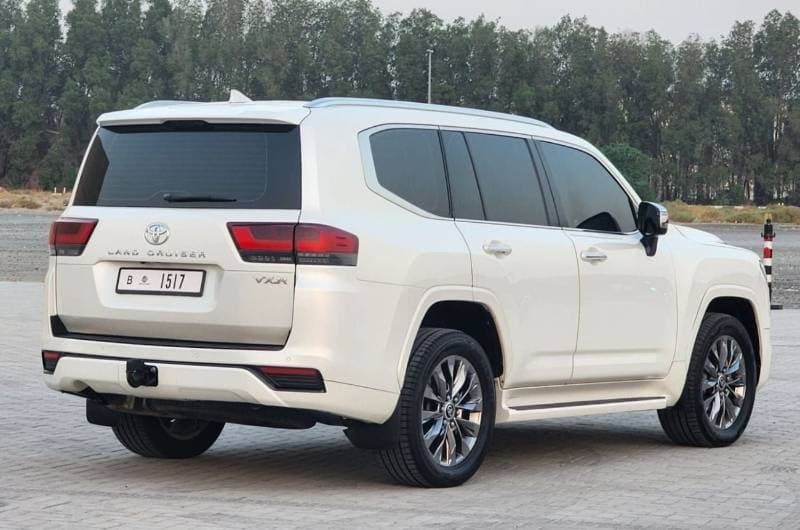 2022 Toyota Land Cruiser VXR thumbnail 7