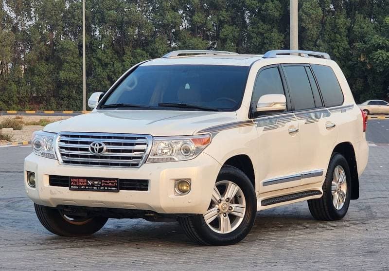 2014 Toyota Land Cruiser GXR