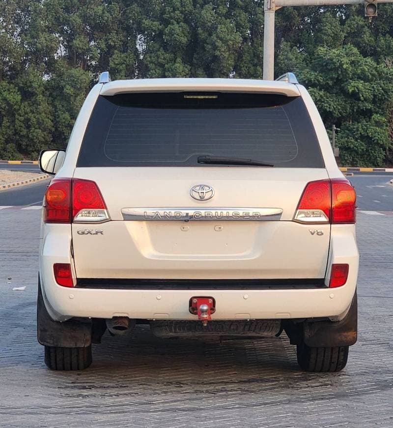 2014 Toyota Land Cruiser GXR thumbnail 5