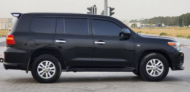 2009 Toyota Land Cruiser thumbnail 8