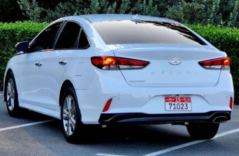 2018 Hyundai Sonata GL thumbnail 5