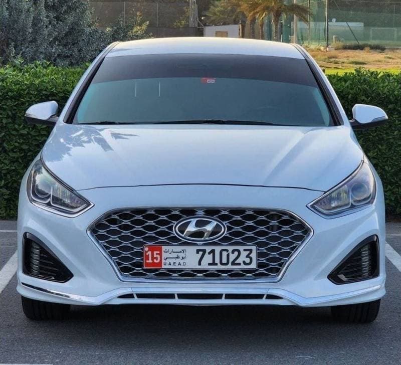 2018 Hyundai Sonata GL thumbnail 3