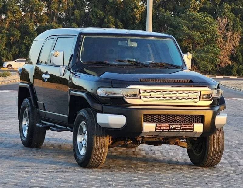 2010 Toyota FJ Cruiser BASE thumbnail 6