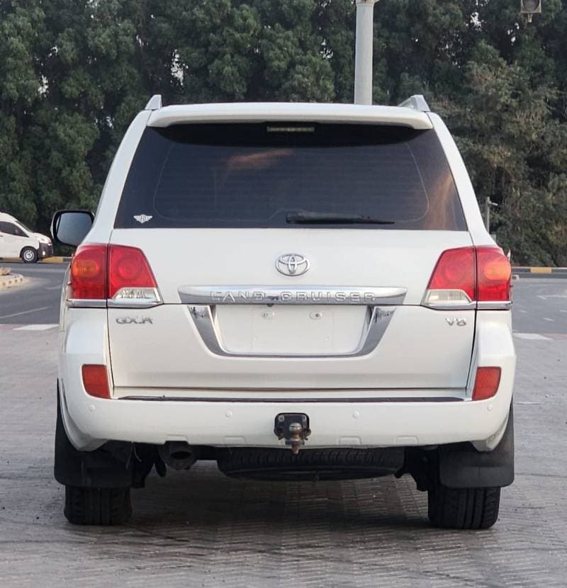 2014 Toyota Land Cruiser GXR thumbnail 4