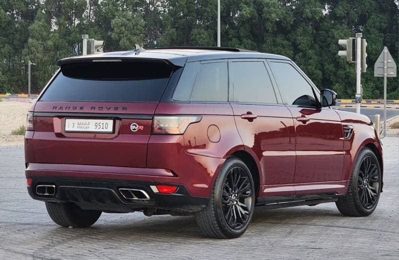 2016 Land Rover Range Rover Sport SVR thumbnail 4