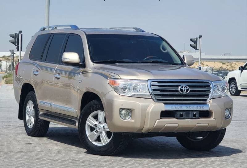 2015 Toyota Land Cruiser VXR thumbnail 2
