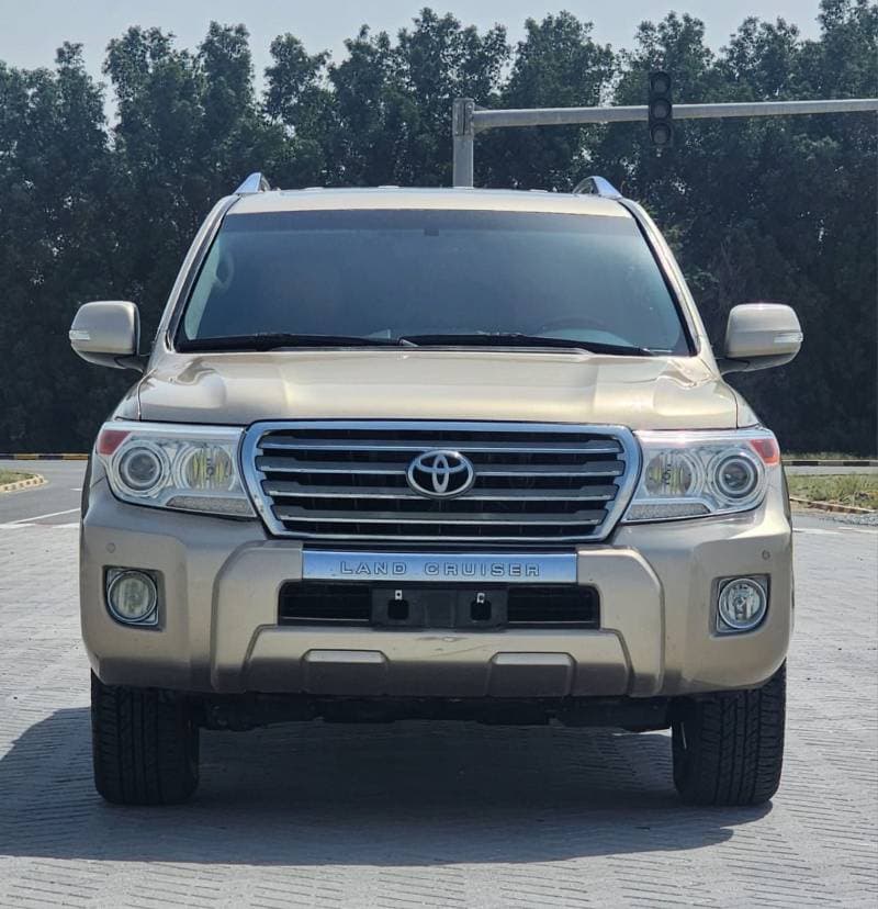 2015 Toyota Land Cruiser VXR thumbnail 5