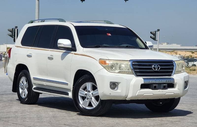 2015 Toyota Land Cruiser thumbnail 2