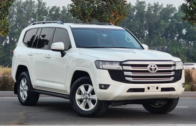 2023 Toyota Land Cruiser GXR thumbnail 2
