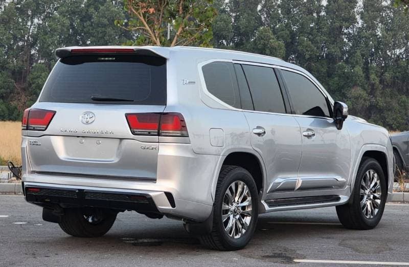 2009 Toyota Land Cruiser thumbnail 4