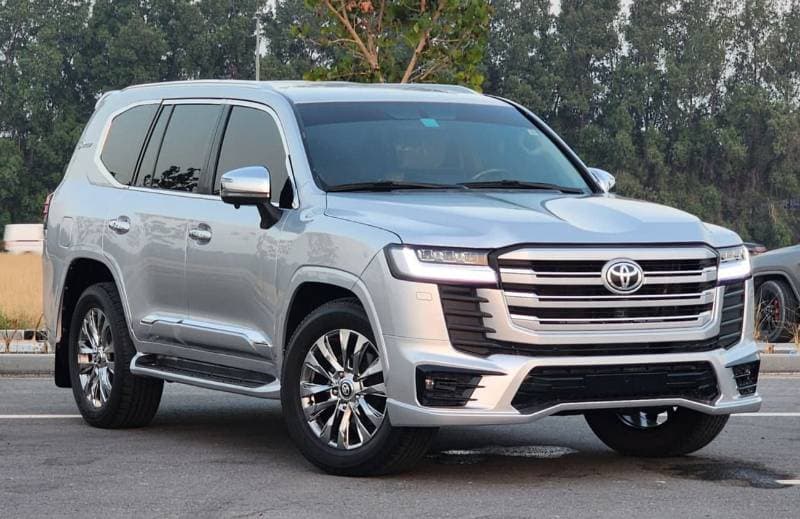 2009 Toyota Land Cruiser thumbnail 3