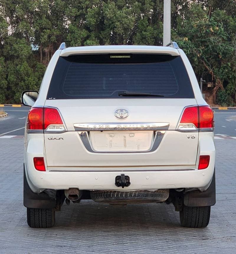 2015 Toyota Land Cruiser GXR thumbnail 5
