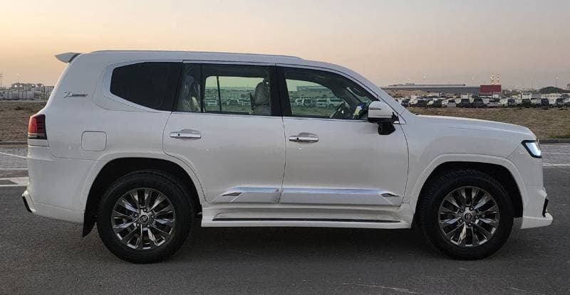 2009 Toyota Land Cruiser thumbnail 7