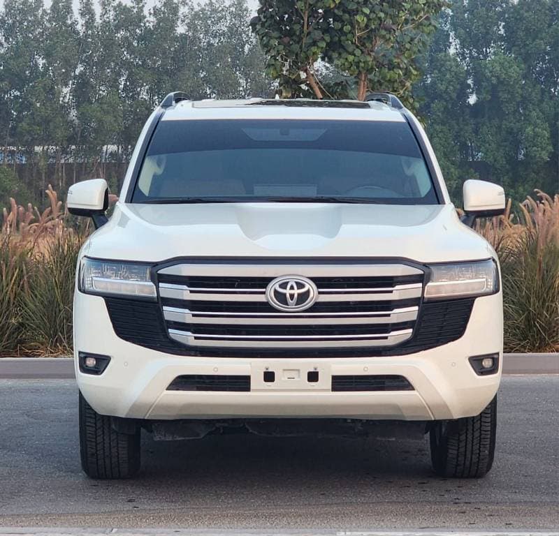 2024 Toyota Land Cruiser GXR thumbnail 2