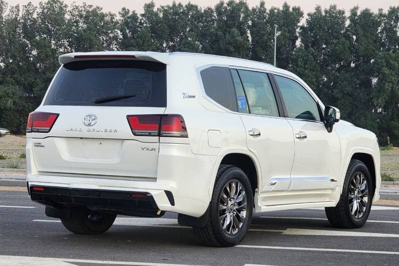 2009 Toyota Land Cruiser thumbnail 6