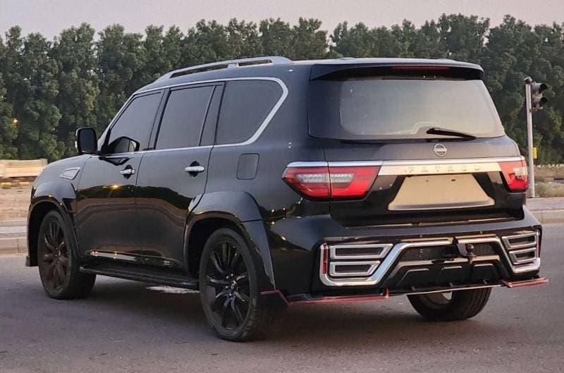 2011 Infiniti QX56 thumbnail 4