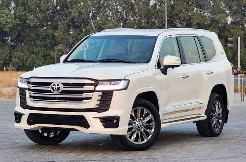2017 Toyota Land Cruiser GXR