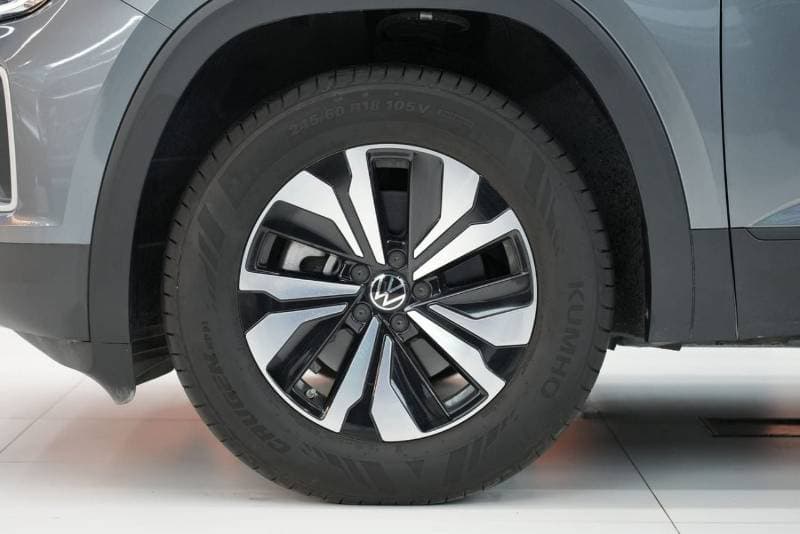 2026 Volkswagen Teramont thumbnail 7