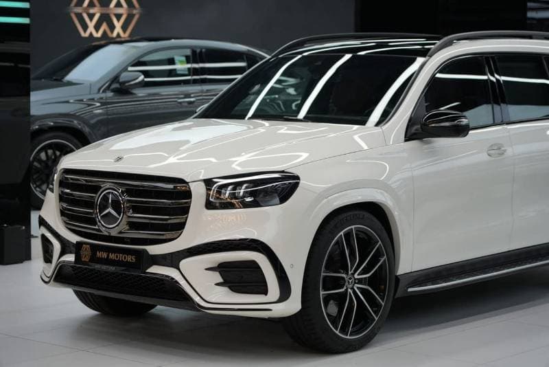 2024 Mercedes Benz GLS580 4MATIC thumbnail 3