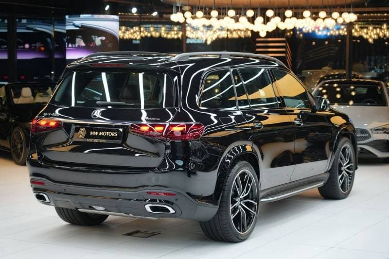 2026 Mercedes Benz GLS450 4MATIC thumbnail 4