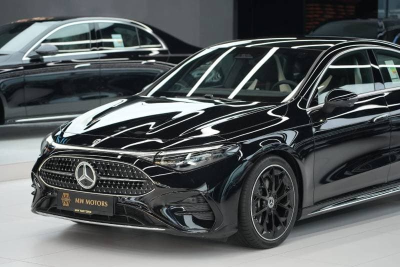 2027 Mercedes Benz CLA 200 AMG thumbnail 3