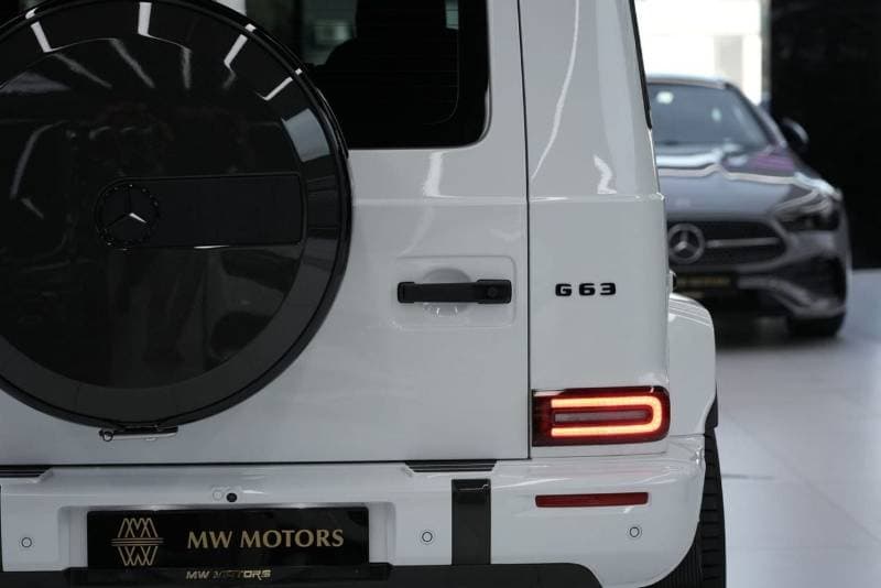 2026 Mercedes Benz G63 AMG STANDARD thumbnail 6