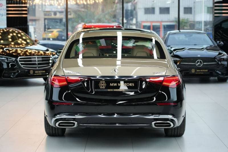 2026 Mercedes Maybach S680 Maybach thumbnail 5