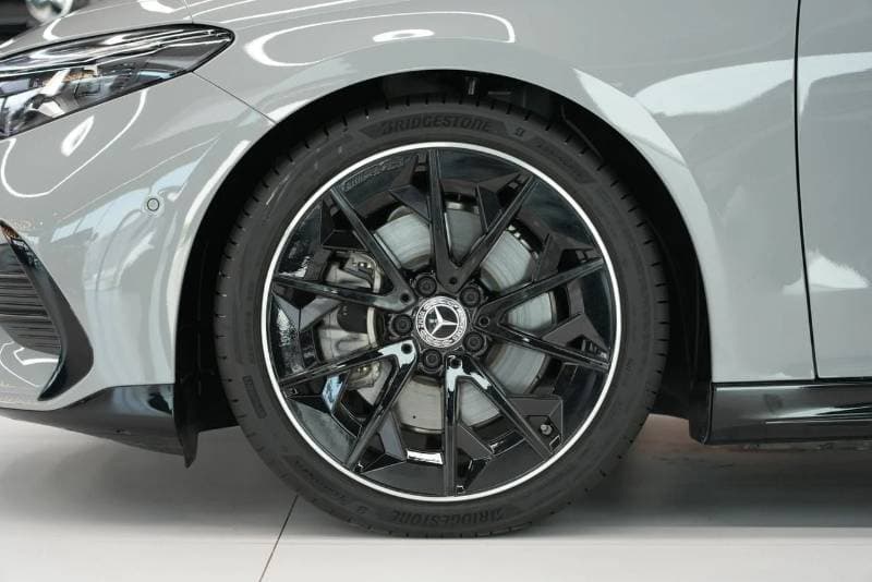 2027 Mercedes Benz CLA 200 thumbnail 7