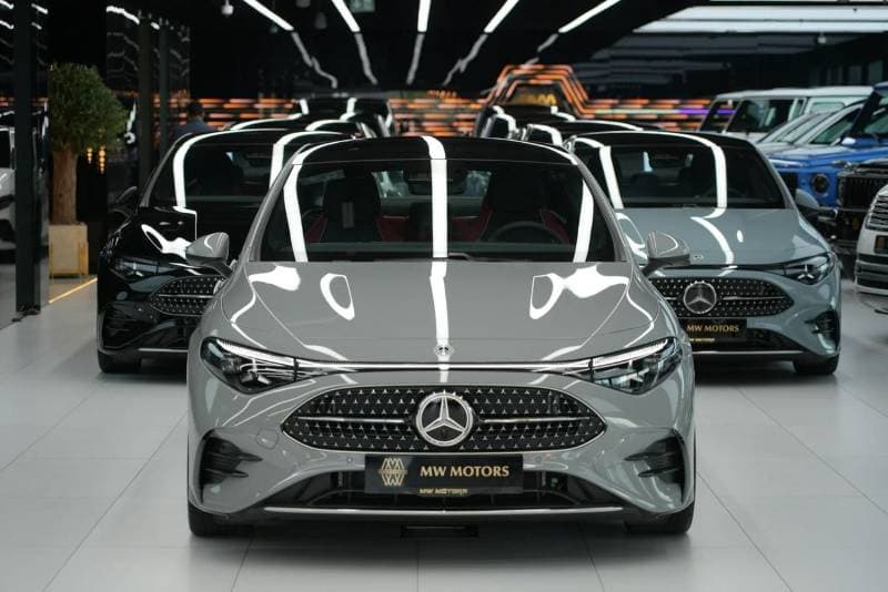 2027 Mercedes Benz CLA 200 thumbnail 2