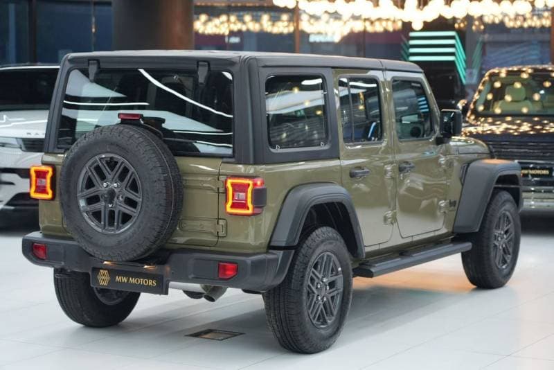 2026 Jeep Wrangler Unlimited SPORT thumbnail 4