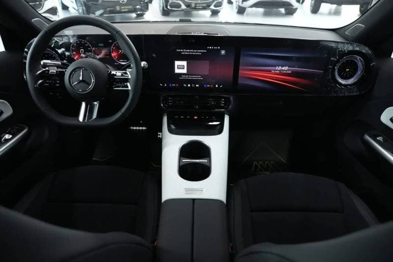 2027 Mercedes Benz CLA 200 AMG thumbnail 8