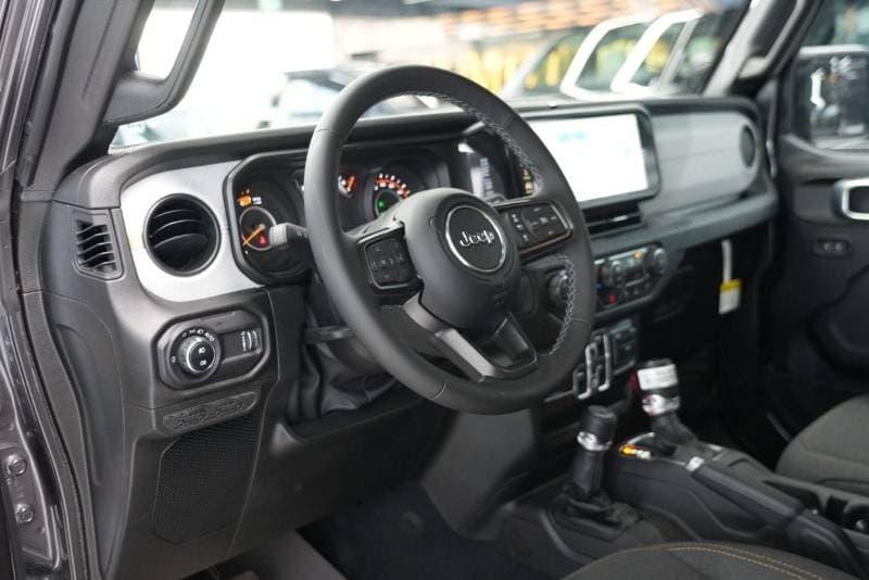 2026 Jeep Wrangler SPORT thumbnail 7