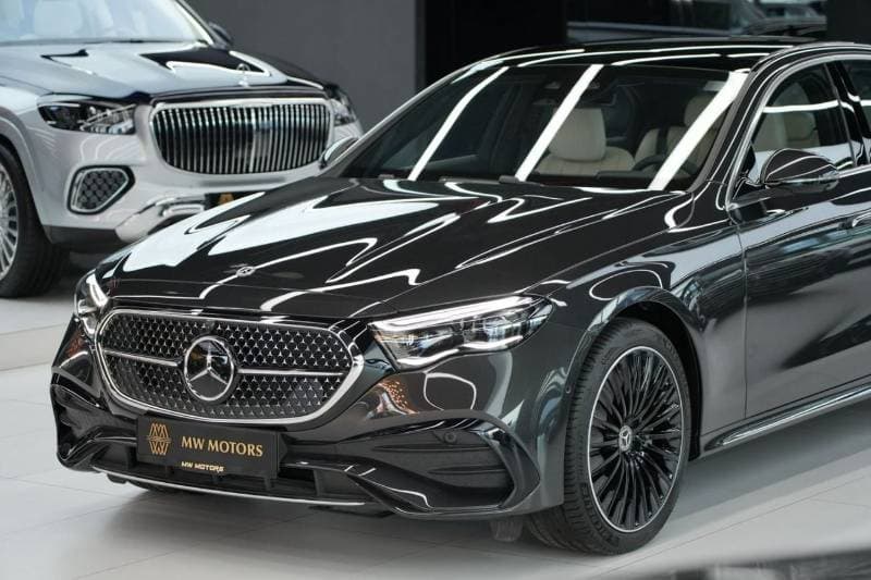 2026 Mercedes Benz E300 AMG thumbnail 3
