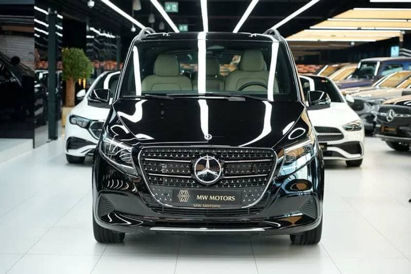 2026 Mercedes Benz V300 AVANTGARDE thumbnail 2