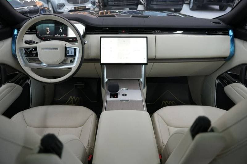 2026 Land Rover Range Rover AUTOBIOGRAPHY P530 thumbnail 7