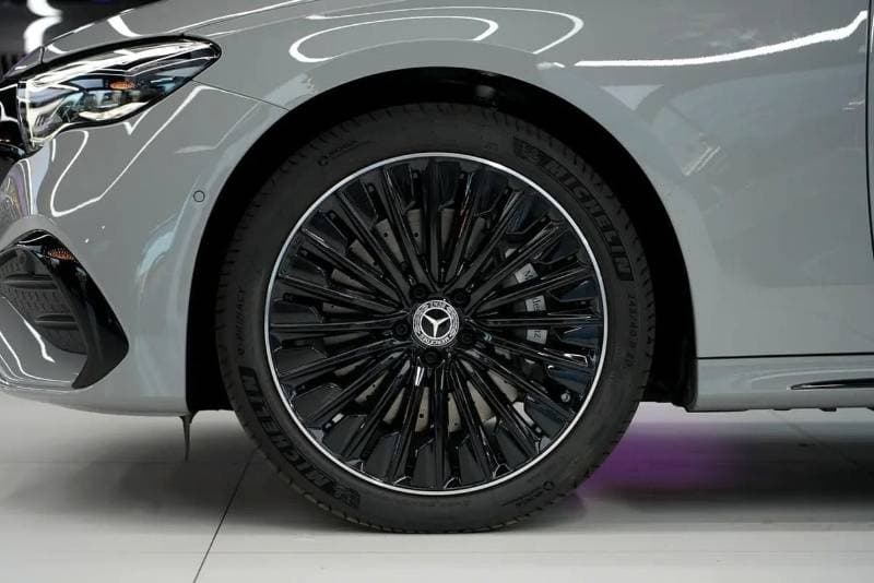 2026 Mercedes Benz E300 AMG thumbnail 6